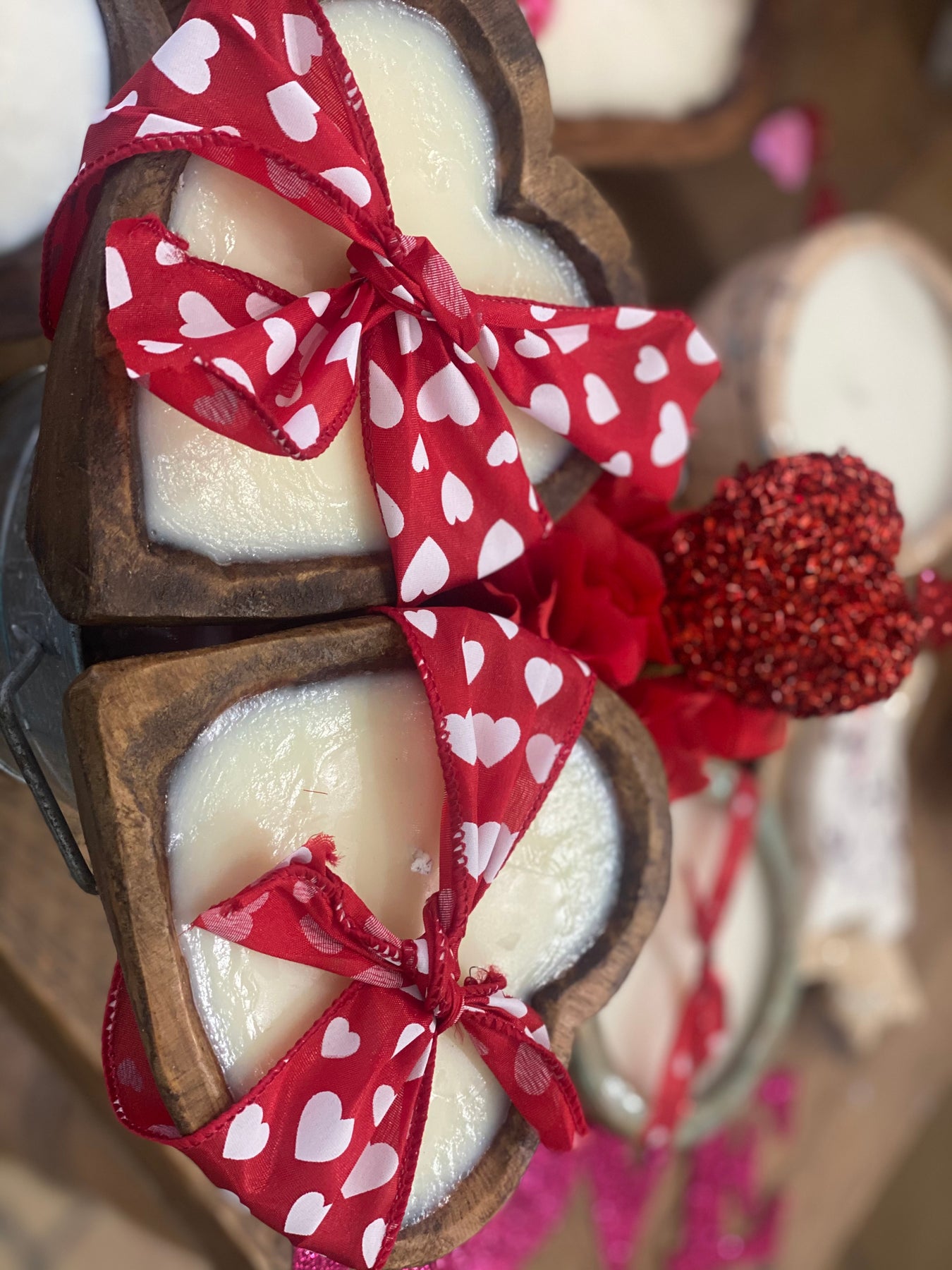 Lover'S Lane Heart Shaped Dough Bowl Candle